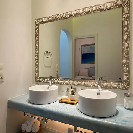Panormos Retreat With Pool Villa